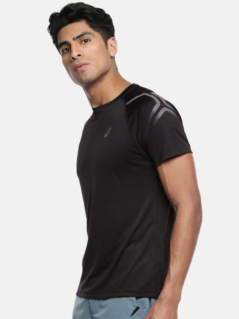 

ASICS Men Black Solid Regular Fit Moisture-wicking Technology Sports Tshirts
