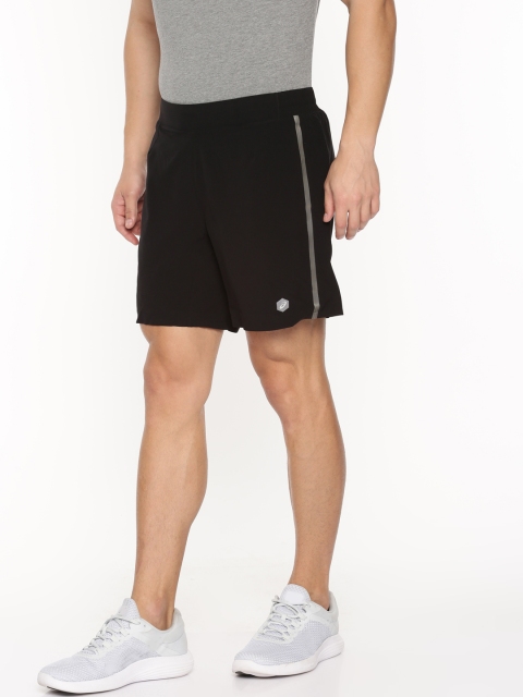 

ASICS Men Black Solid Regular Fit METARUN 7IN SHORT Shorts