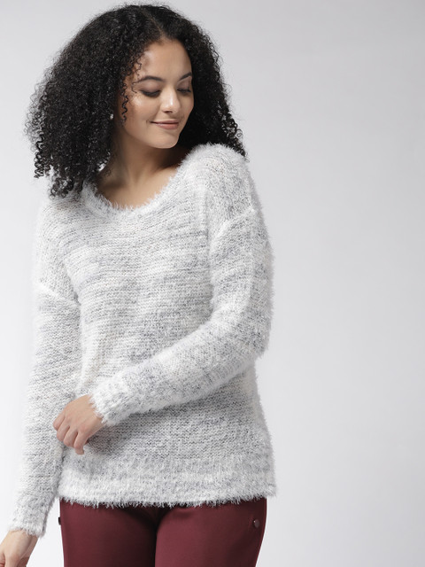 

Species Women White Self-Design Fuzzy Pullover