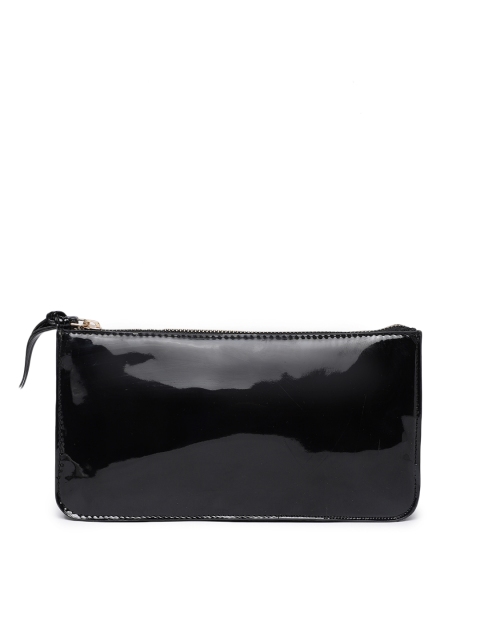 

Carlton London Black Solid Clutch