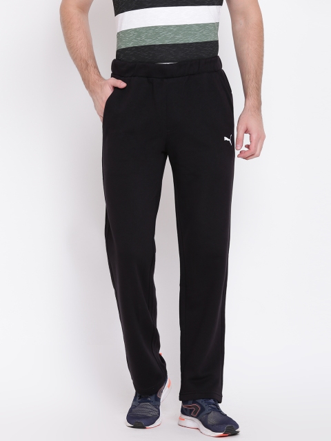

Puma Men Black ESS FL op. Training Track Pants