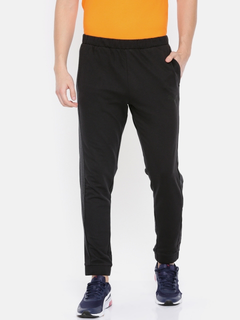 

Puma Men Black Evostripe DryVent Solid Track Pants