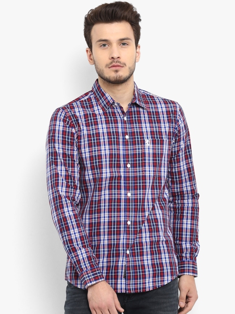 

Red Tape Men Blue & Red Regular Fit Checked Casual Shirt