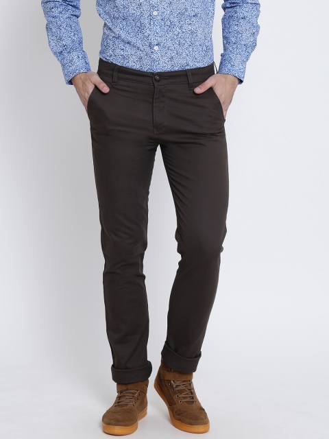 

Crimsoune Club Men Brown Slim Fit Solid Regular Trousers