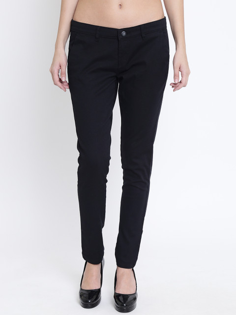

Crimsoune Club Women Black Slim Fit Solid Regular Trousers