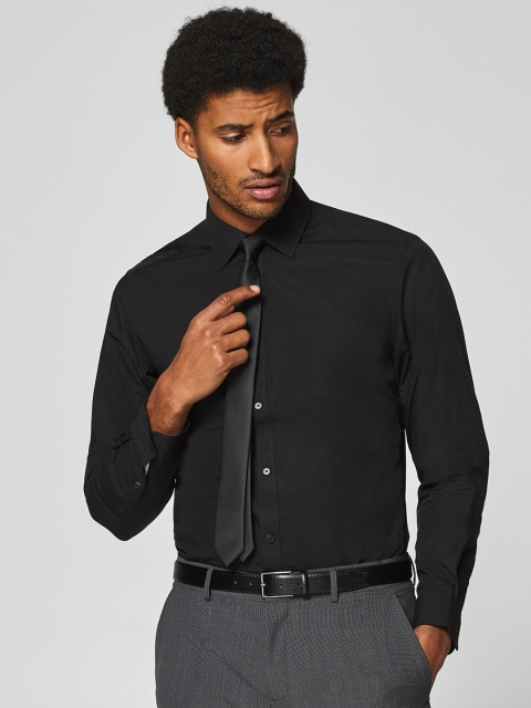 

ESPRIT Men Black Slim Fit Solid Formal Shirt