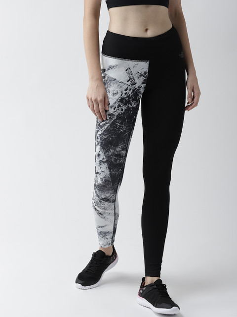 

The North Face Women Black & White Printed 24/7 Graphic Mid-Rise Tights