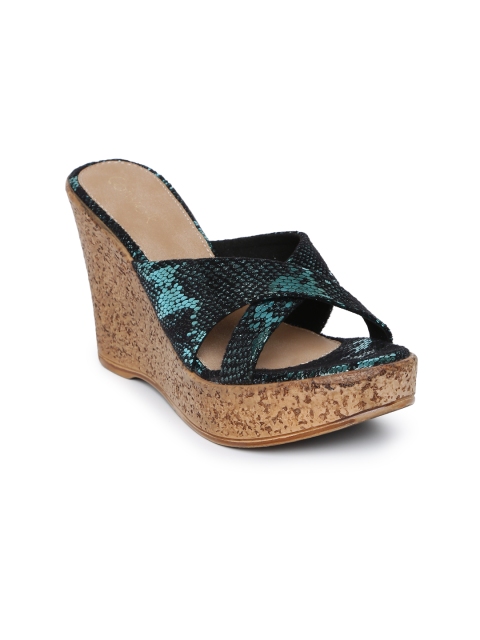 

Catwalk Women Green Solid Sandals