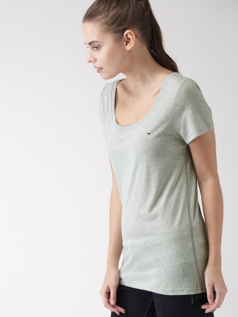 

Tommy Hilfiger Women Grey Solid Round Neck T-shirt