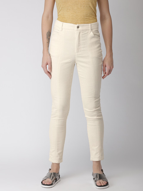 

FOREVER 21 Women Cream-Coloured Regular Fit Solid Regular Trousers