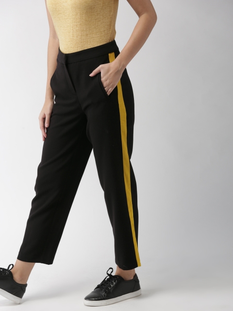 

FOREVER 21 Women Black Regular Fit Solid Trousers