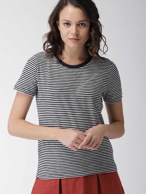 

FOREVER 21 Women White & Black Striped Round Neck T-shirt