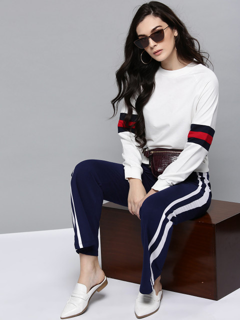 

Harpa Women Navy Blue Regular Fit Solid Parallel Trousers