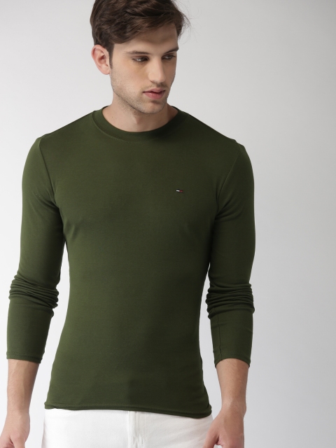 

Tommy Hilfiger Men Olive Green Slim Fit Solid T-Shirt