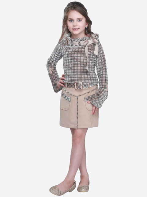 

CUTECUMBER Girls Beige & Grey Checked Top with Skirt