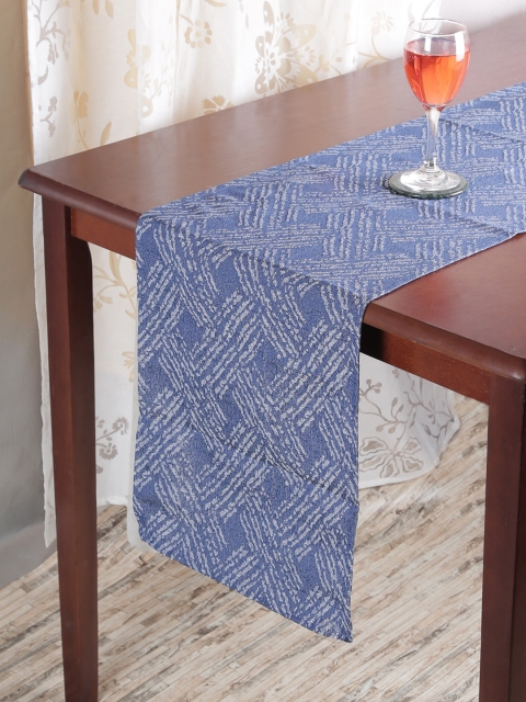 

RANGRAGE Blue & White Geometric Table Runner