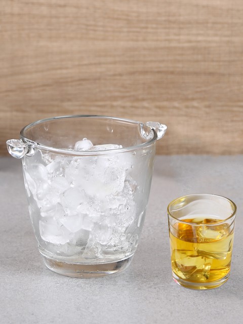 

Uniglass Ice Bucket with Set of 6 Whisky Glasses, Transparent