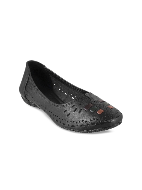 

Mochi Women Black Solid Ballerinas