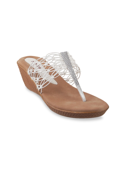 

Mochi Women White Solid Sandals