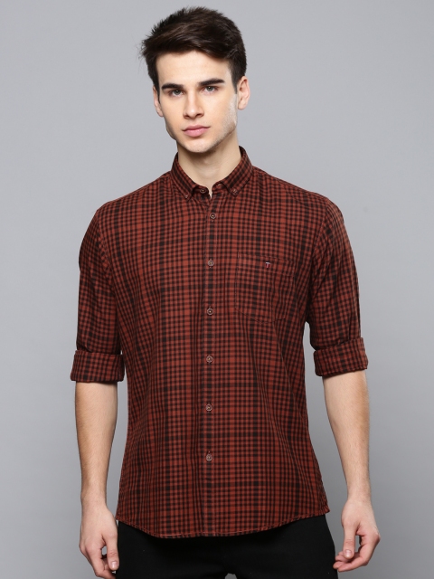 

Louis Philippe Jeans Men Maroon & Black Slim Fit Checked Casual Shirt