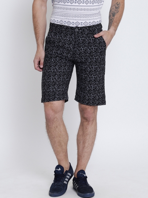 

Crimsoune Club Men Black Printed Slim Fit Regular Shorts