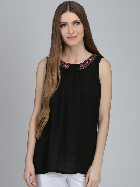 

NIZA Women Black Solid Top