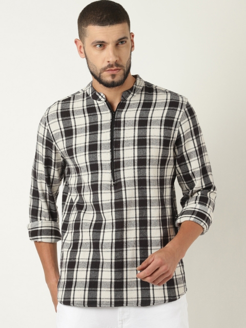 

Blue Saint Men Black & White Checked Straight Kurta