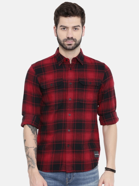 

Calvin Klein Jeans Men Red & Black Regular Fit Checked Casual Shirt