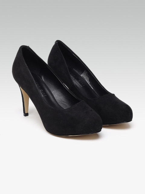 

Steve Madden Women Black Solid Pumps