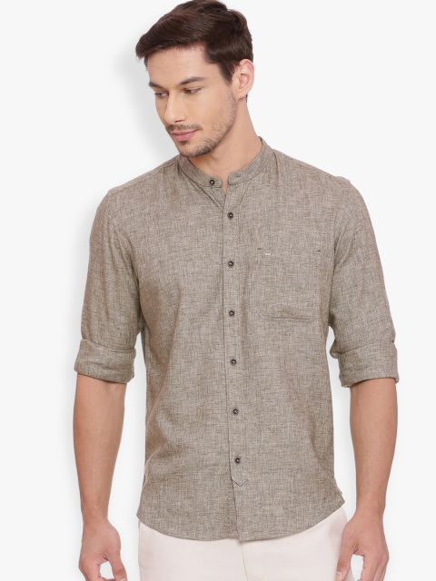 

Basics Men Beige Slim Fit Solid Casual Shirt