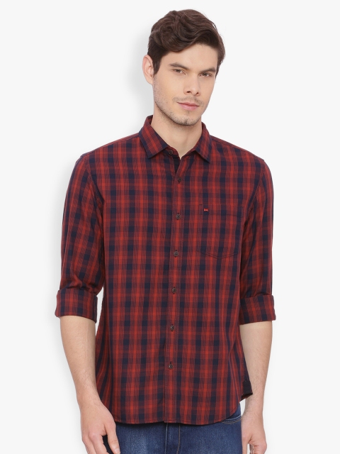 

Basics Men Red & Navy Blue Slim Fit Checked Casual Shirt