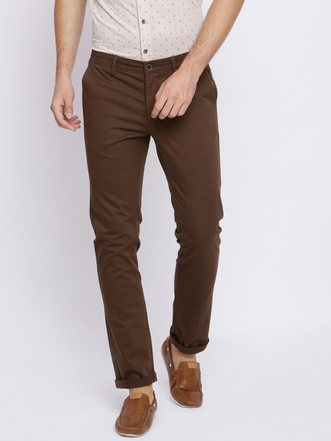 

Basics Men Brown Tapered Fit Self Design Chinos