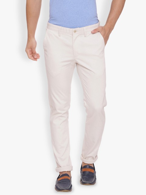 

Basics Men Beige Tapered Fit Self Design Chinos