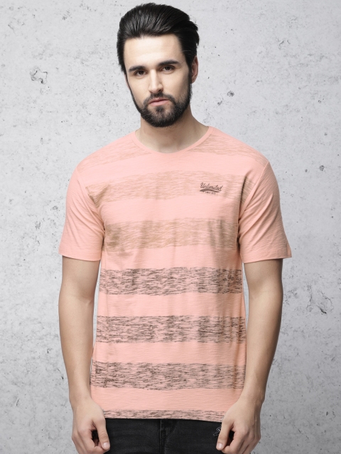 

Ecko Unltd Men Peach-Coloured Self Design Round Neck T-shirt