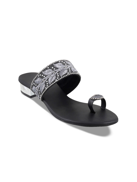 

Metro Women Black Woven Design Synthetic One Toe Flats