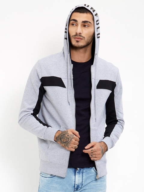 

Maniac Men Grey & Black Printed Hooded Sweatshirt