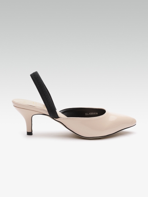 

Carlton London Women Peach-Coloured Solid Pumps