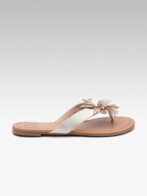 

Carlton London Women Muted Gold-Toned Applique Open Toe Flats