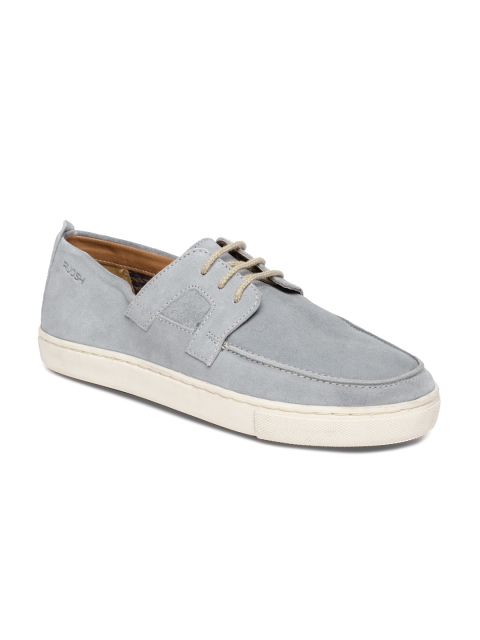 

Ruosh Men Grey Suede Sneakers