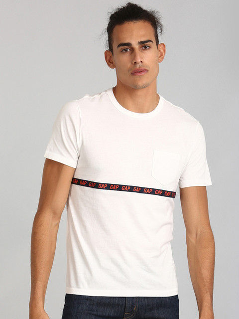 

GAP Men White Logo Short Sleeve Patch Pocket T-Shirt