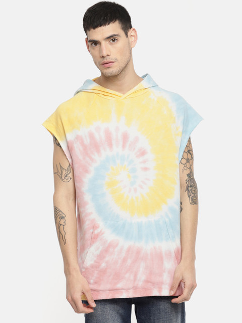 

FOREVER 21 Men Yellow & Red Printed Hooded Sweatshirt