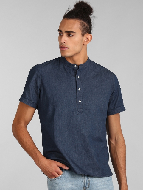 

GAP Men Navy Blue Short Sleeve Half-Button Shirt In Chambray