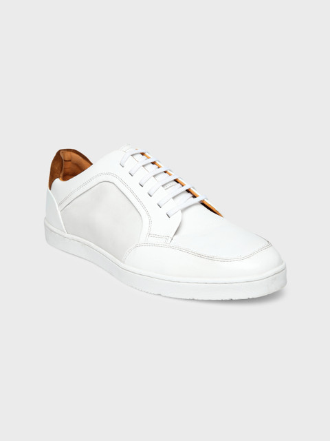 

DEL MONDO Men White Solid Suede Sneakers