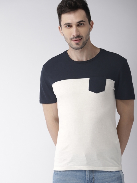 

Celio Men Off-White Navy Blue Colourblocked Round Neck Pure Cotton T-shirt