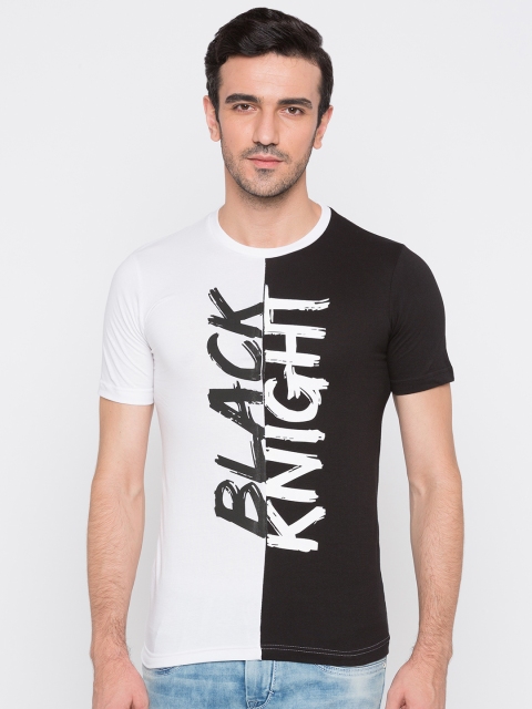 

Globus Men Black Colourblocked Round Neck T-shirt