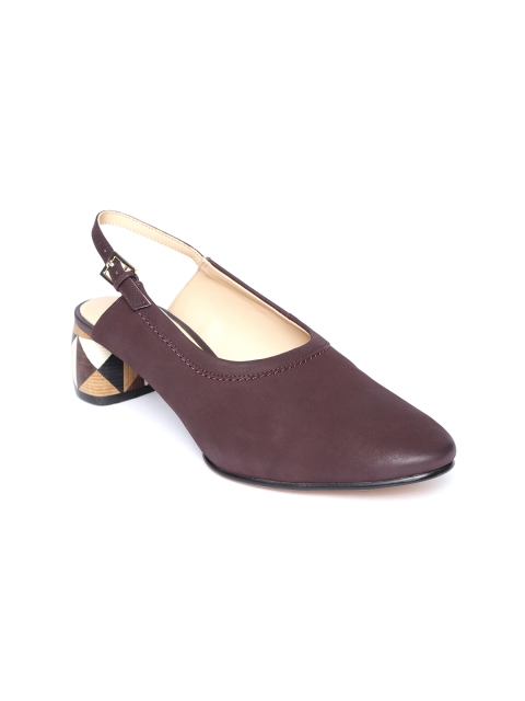 

Clarks Women Burgundy Solid Leather Pumps