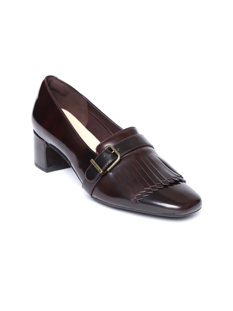 

Clarks Women Burgundy Solid Leather Pumps