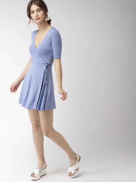 

FOREVER 21 Women Blue Solid Wrap Dress