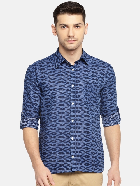 

SOHO By MAFATLAL Men Blue & Navy Blue Slim Fit Printed Casual Shirt