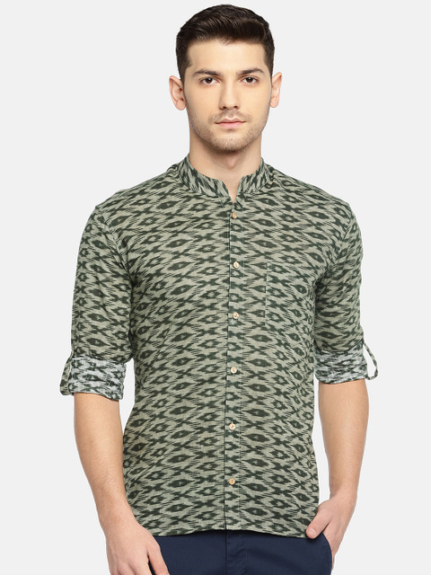 

SOHO By MAFATLAL Men Beige & Black Slim Fit Printed Casual Shirt